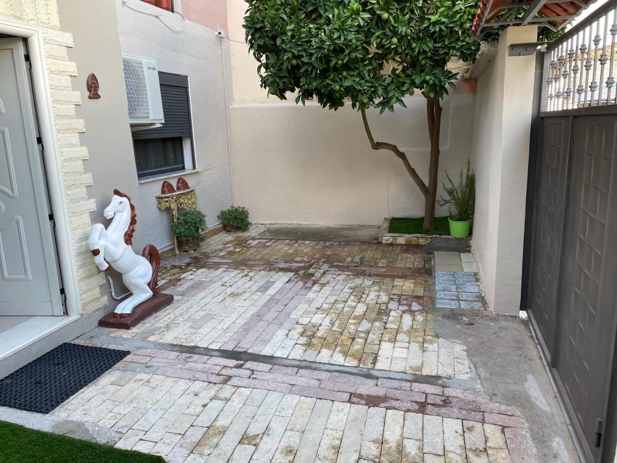Appartamento Royal House Elbasan Esterno foto